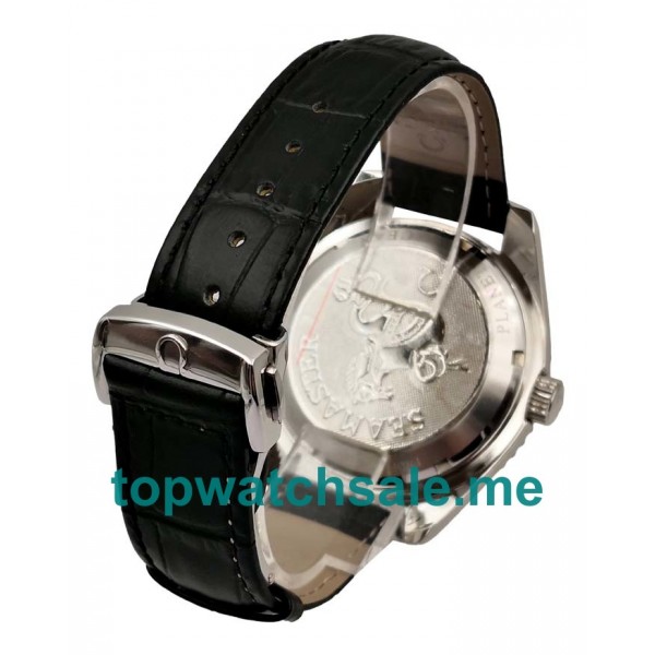 Omega Replica Seamaster Planet Ocean 215.33.44.21.01.001 - 44 MM