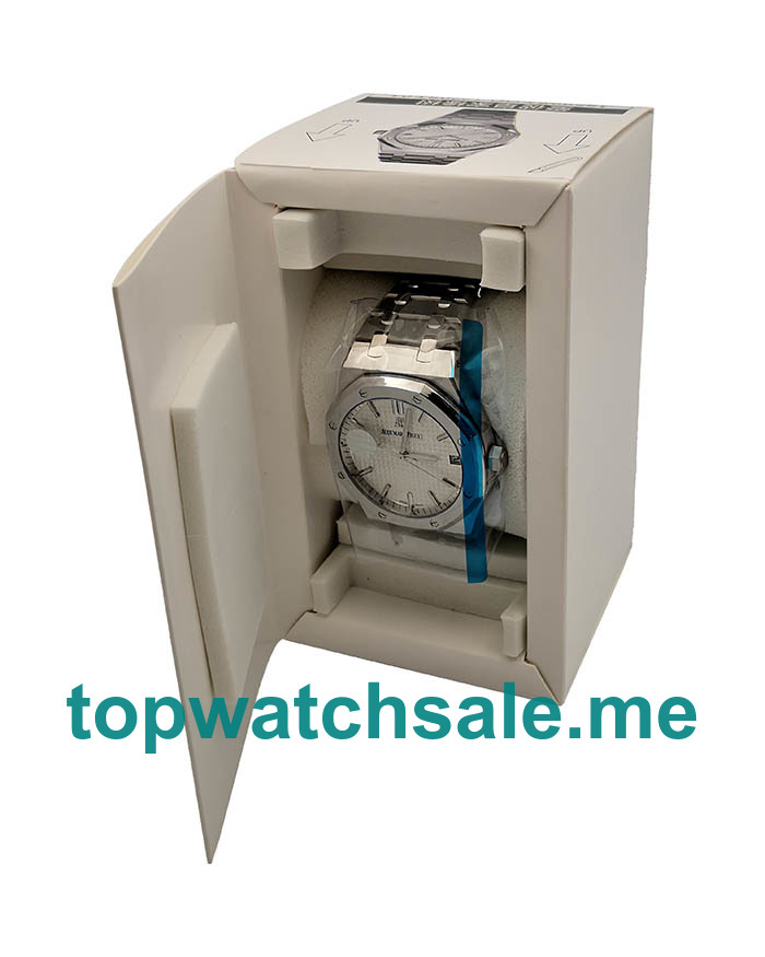 UK Best 1:1 Replica Audemars Piguet Royal Oak 15500ST.OO.1220ST.04 - 41 MM Watches