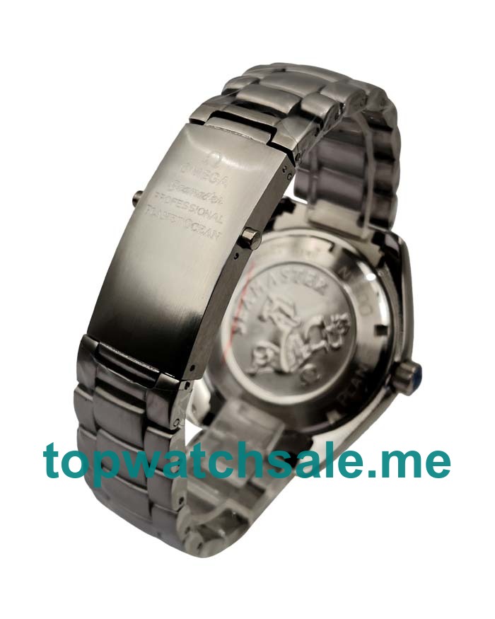 UK Top Quality Omega Seamaster Planet Ocean 215.30.44.21.01.001 Replica Watches With Black Dials For Men